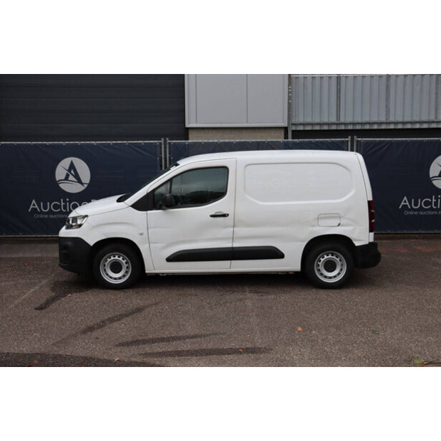 2021 CITROËN BERLINGO-49244010