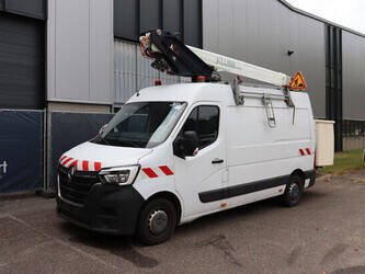 2021-renault-master-klubb-kl32-49244071