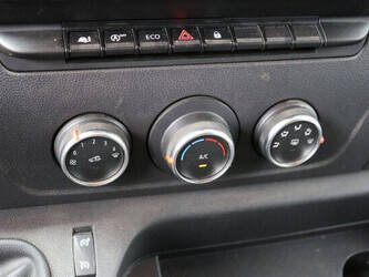 2021-renault-master-klubb-kl32-49244124