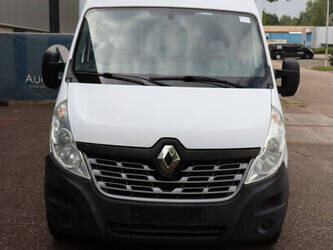 2018-renault-master-1491426-49244198