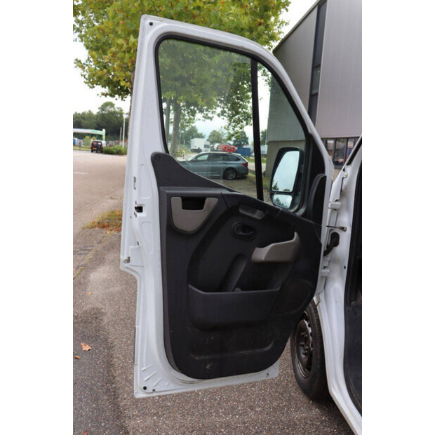 2018 Renault Master-49244220