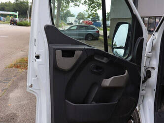 2018-renault-master-1491426-49244220