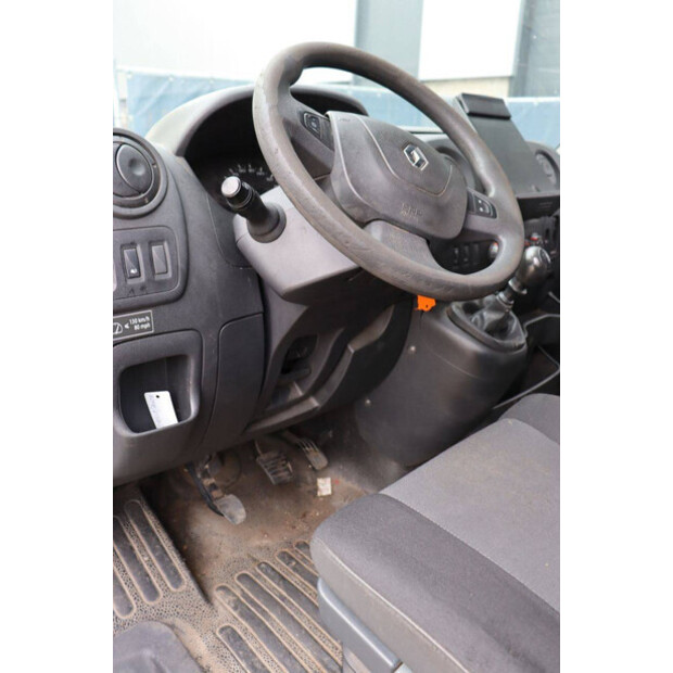 2018 Renault Master-49244223