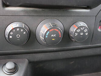 2018-renault-master-1491426-49244238