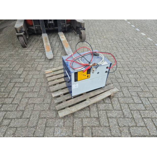 1994 بي تي FRT 2000 SE-5-49244249