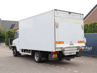 2010-mercedes-benz-vario-813d-49244304