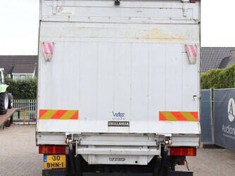 2010-mercedes-benz-vario-813d-49244305