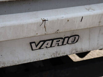 2010-mercedes-benz-vario-813d-49244322