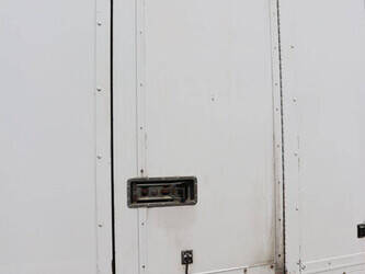 2010-mercedes-benz-vario-813d-49244325