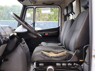2010-mercedes-benz-vario-813d-49244327