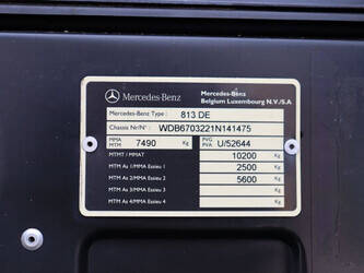2010-mercedes-benz-vario-813d-49244340