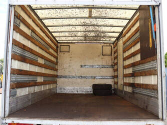 2010-mercedes-benz-vario-813d-49244341