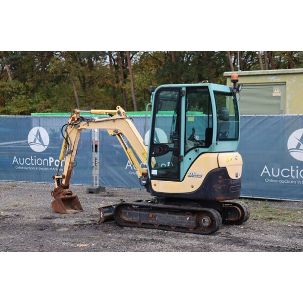 2015 YANMAR SV22-49244600