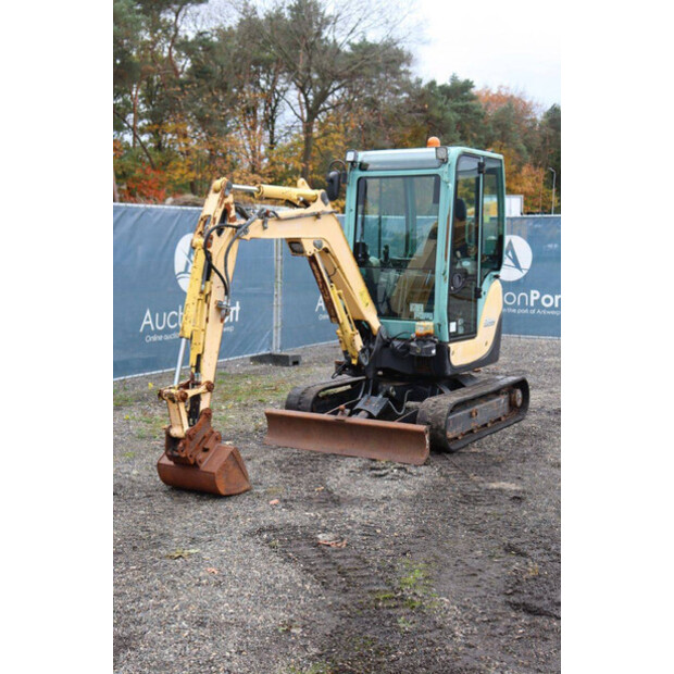 2015 YANMAR SV22-49244606