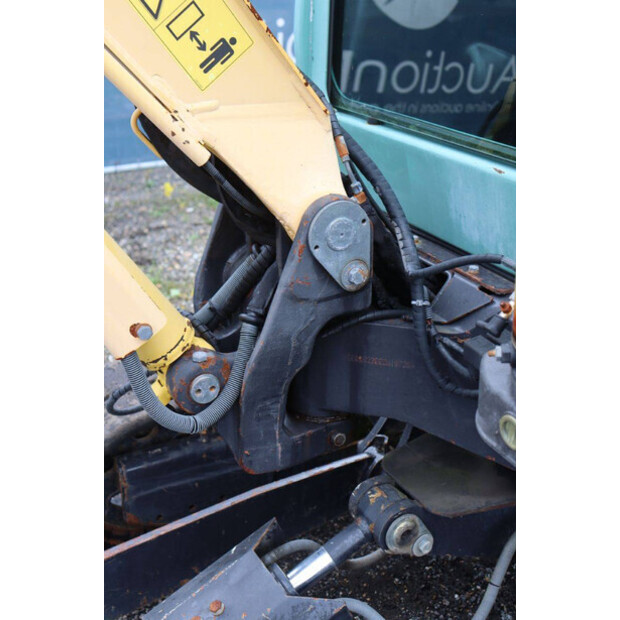 2015 YANMAR SV22-49244615