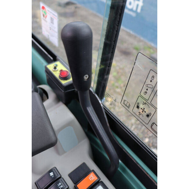 2015 YANMAR SV22-49244632