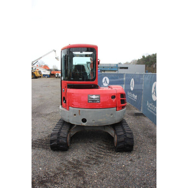 2011 New Holland E50.2C-49244644