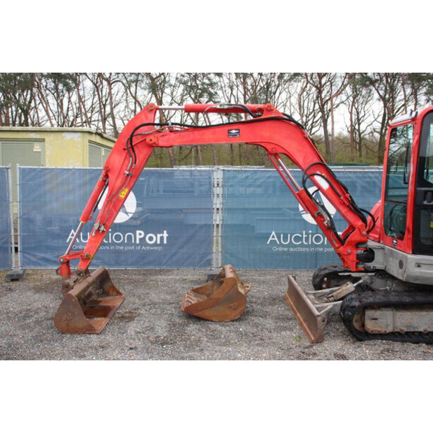 2011 New Holland E50.2C-49244649