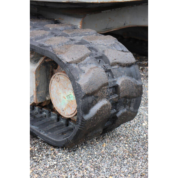 2011 New Holland E50.2C-49244664