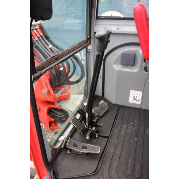 2011 New Holland E50.2C-49244669
