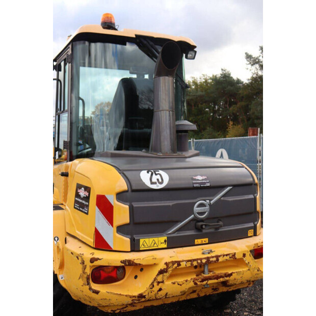2016 Volvo L30G-49244698