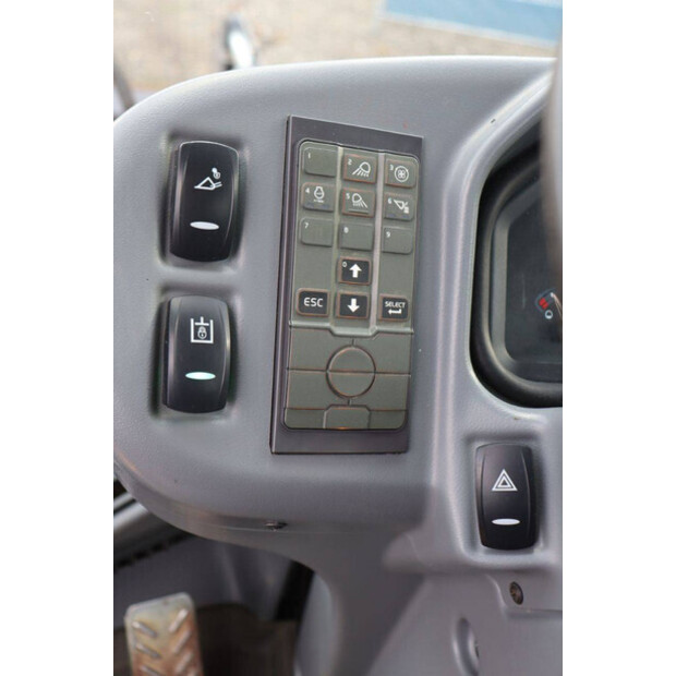 2016 Volvo L30G-49244711