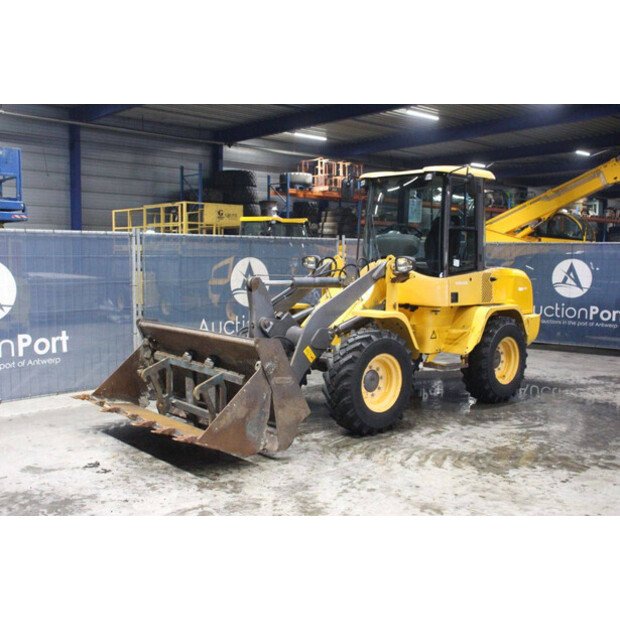 2016 Volvo L30G-49244729