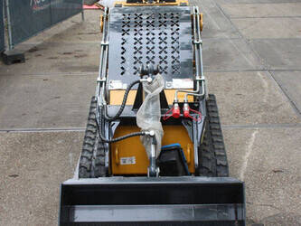 2025-heavy-industry-machinery-t360-49244977