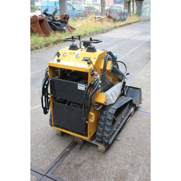 2025 RY T360-49245008