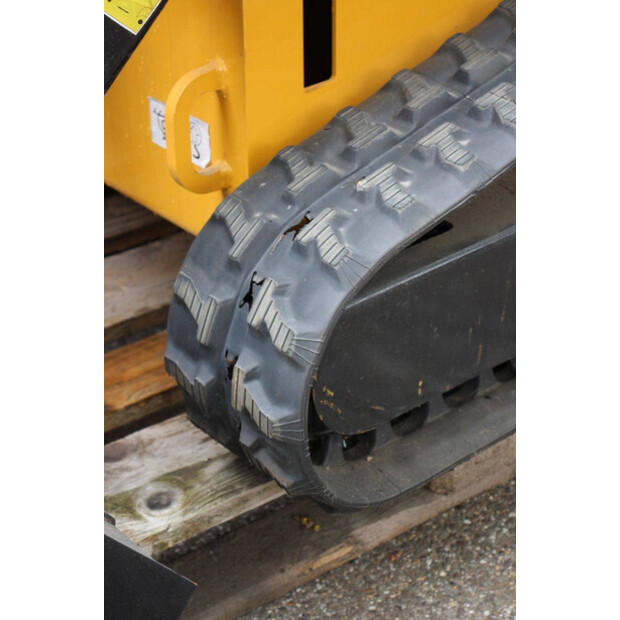 2025 RY T360-49245016