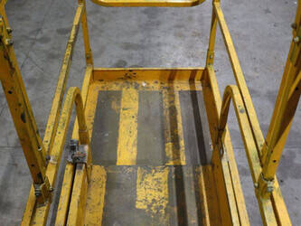 2012-haulotte-compact-8-1491458-49245182