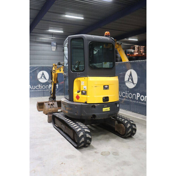 2017 BOBCAT E26-49245191