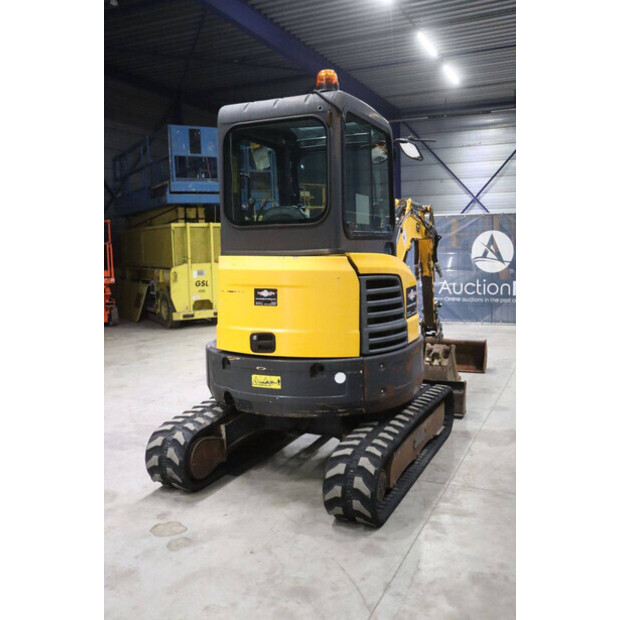 2017 BOBCAT E26-49245193