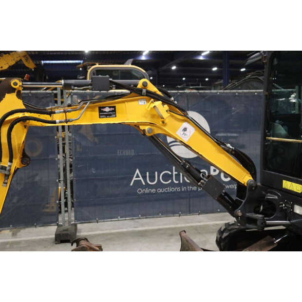 2017 BOBCAT E26-49245199
