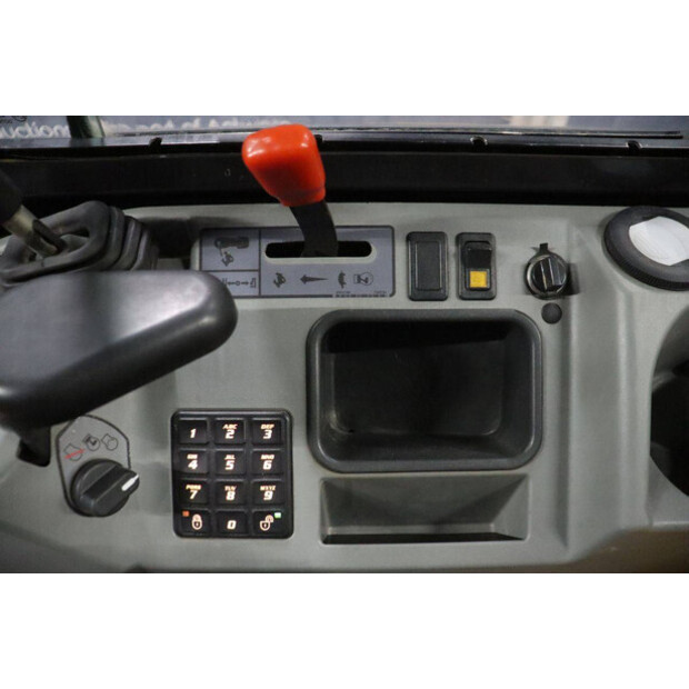 2017 BOBCAT E26-49245221
