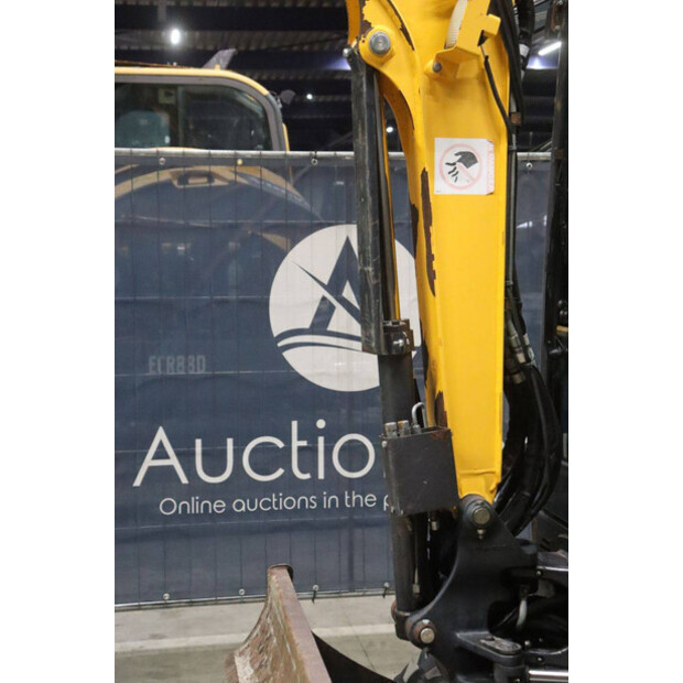 2017 BOBCAT E26-49245229