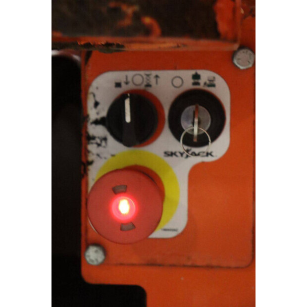 2016 SkyJack SJ3220-49245265