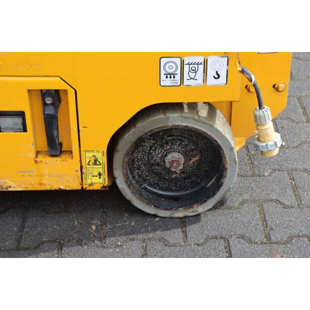 2021 JCB S1930E-49245436