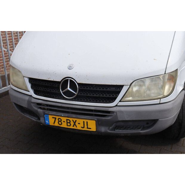 2006 Mercedes-Benz 904.6-49245467