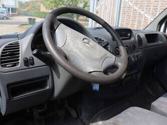 2006-mercedes-benz-904-6-1491469-49245478