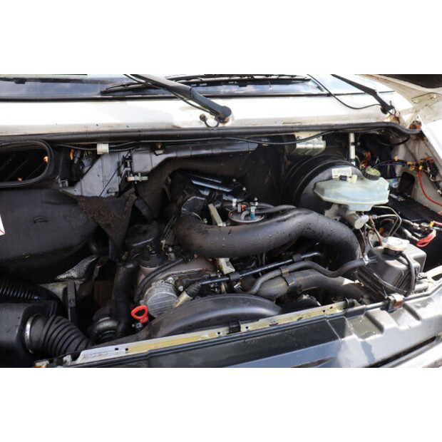 2006 Mercedes-Benz 904.6-49245486