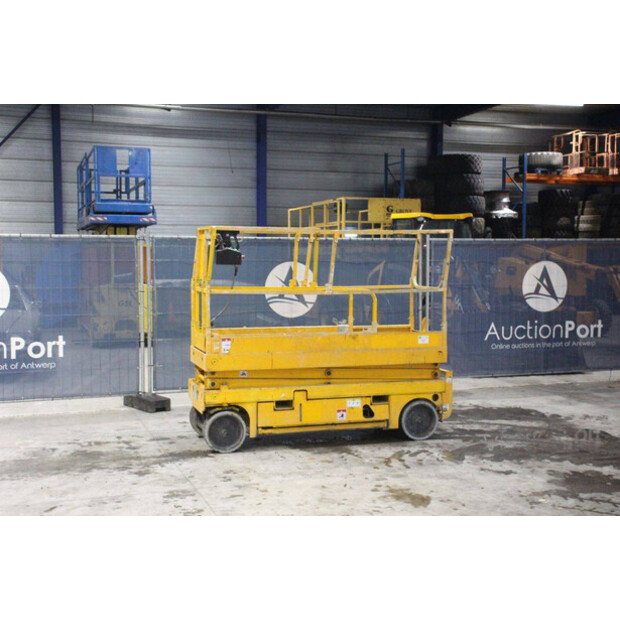 2013 Haulotte COMPACT 8-49245558