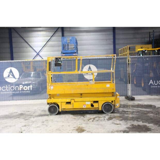 2013 Haulotte COMPACT 8-49245559