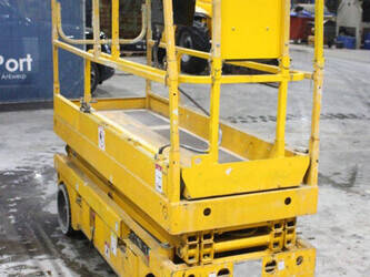 2013-haulotte-compact-8-1491473-49245563