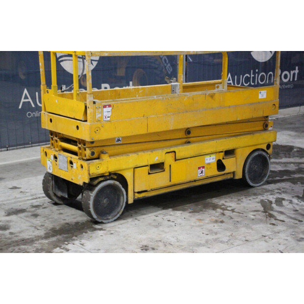 2013 Haulotte COMPACT 8-49245566