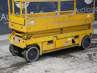 2013-haulotte-compact-8-1491473-49245566