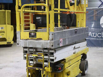 2010-jlg-2030es-1491474-49245591