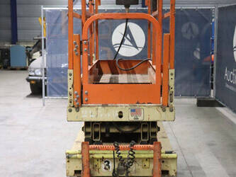 1997-jlg-2033-e3-49245615