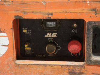 1997-jlg-2033-e3-49245623