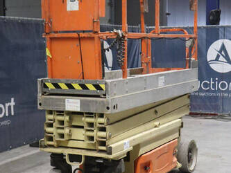 2007-jlg-2030es-1491476-49245644